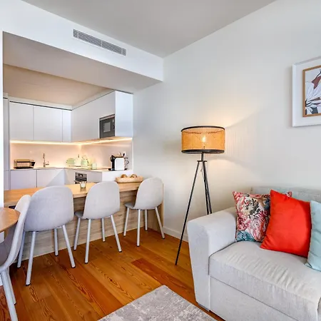 Apartment Cond Bayline - Corvina - - Pool - Gym - - By Bedzy